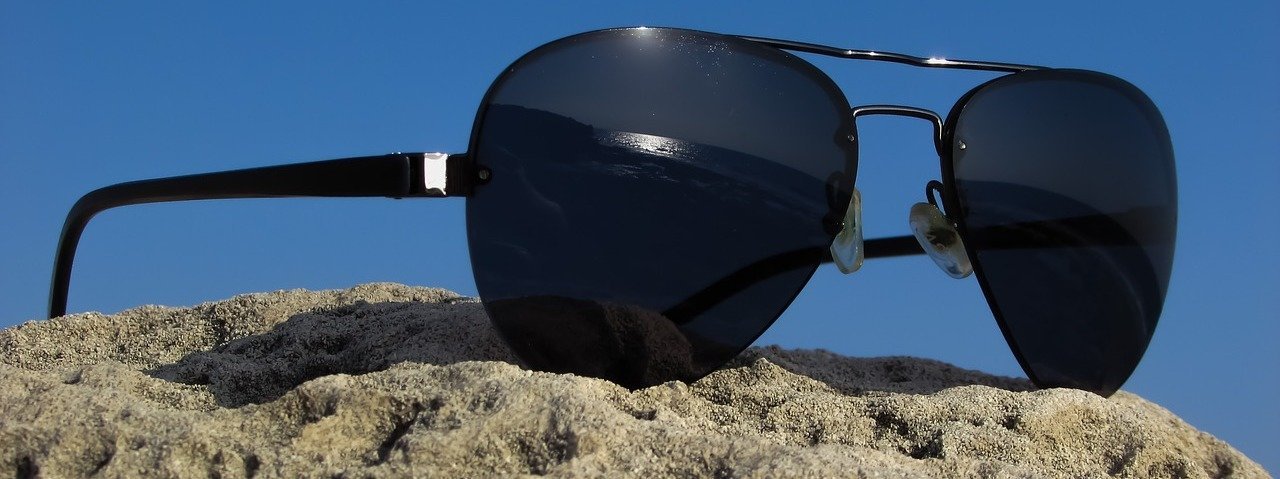 Солнцезащитные очки с градиентом, с металлической оправой в Тюмени